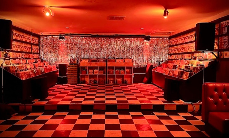 Image 6: Enjoy 2 or 4 Drinks and $25, $50 or $75 Gift Card to the Record Store 