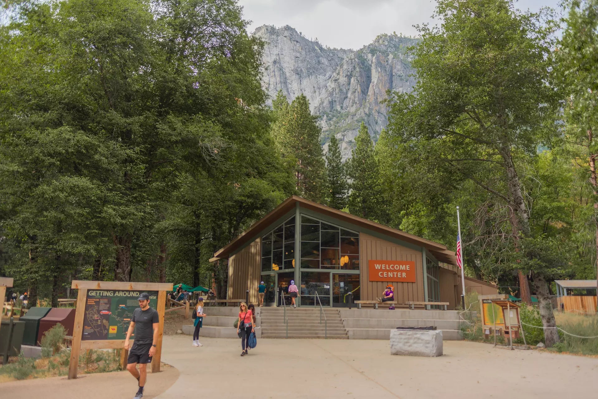 ✈ Yosemite: 4-Day Adventure with Air & Hotel from Worldee