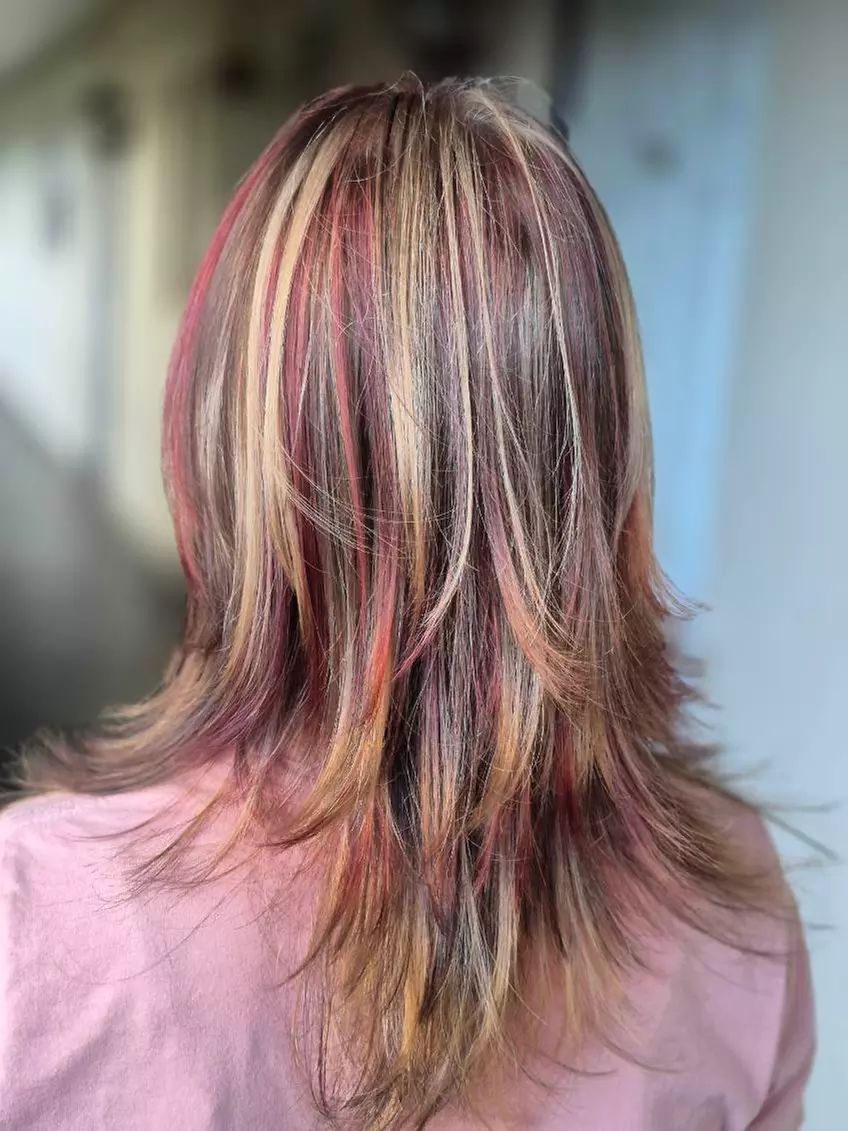 Up to 35% Off on Salon - Hair Color / Highlights at Glamurs beauty studio