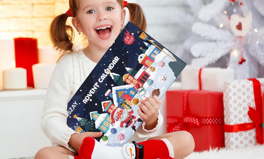 Image 4: Christmas Pull-back Car Toys Advent Calendar 