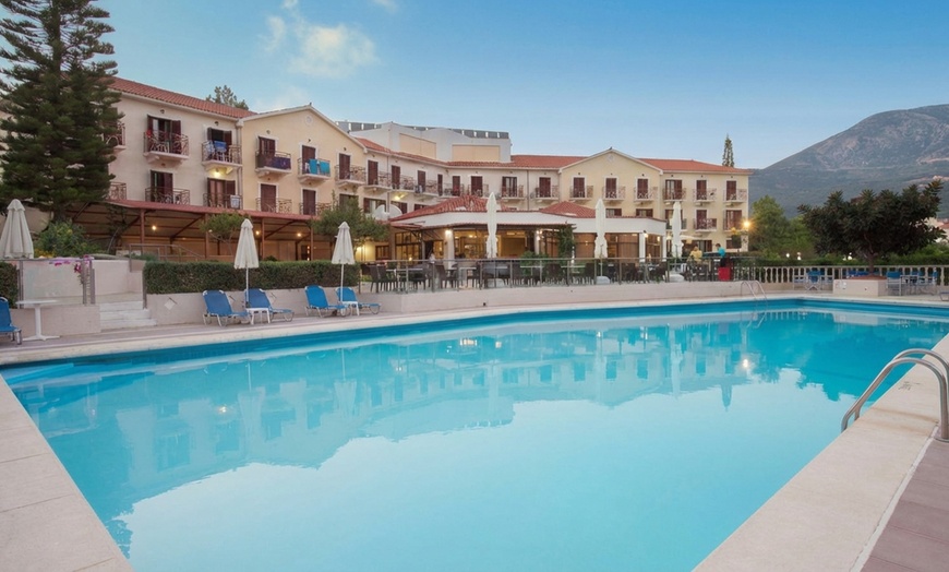 Image 12: ✈ Cefalonia, Estate 2026: Volo diretto più 7 notti in hotel a rate