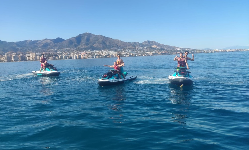 Image 3: 1 hora de alquiler de moto de agua para 1 o 2 personas