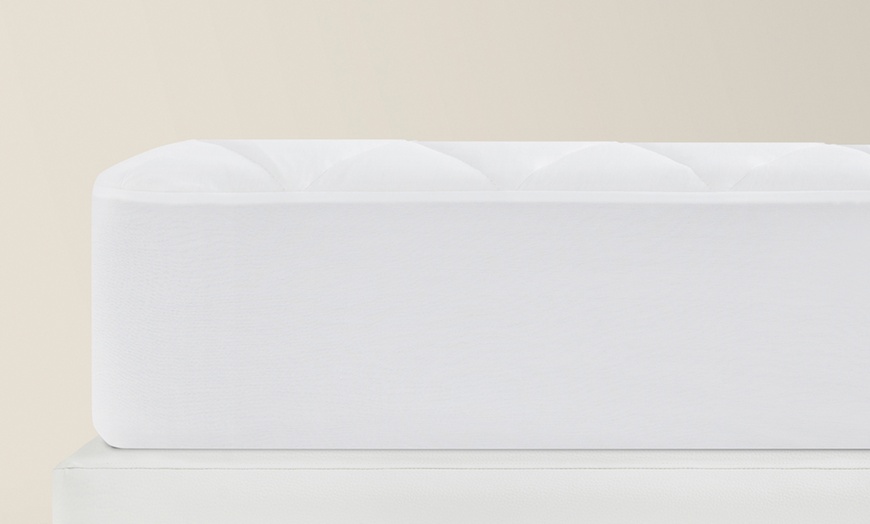 Image 5: Protège-matelas matelassé et imperméable Pikolin Home