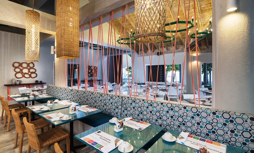 Image 10: ✈ 10-17 T. Karibik für 2 mit Flug, Transfer, All Inclusive im 4*Hotel