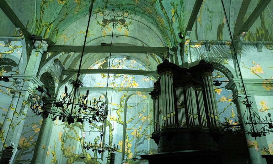 Image 3: Expérience immersive Van Gogh & Rembrandt : un voyage lumineux 