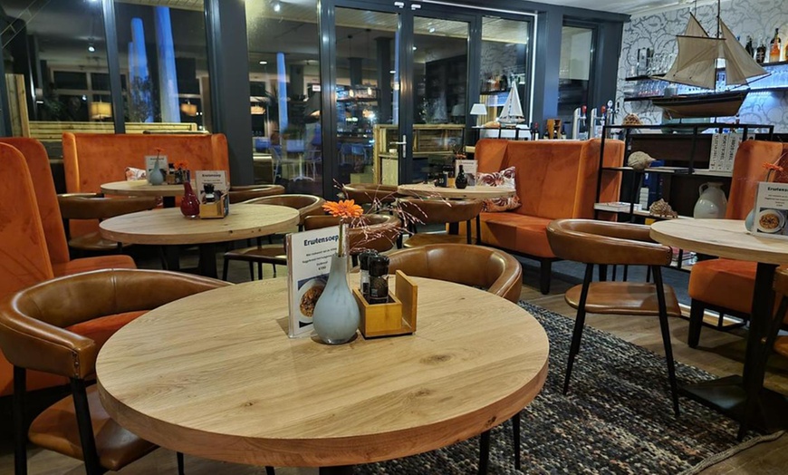 Image 15: Delfzijl an der Nordsee: 2-3 Nächte inkl. Frühstück und Parken