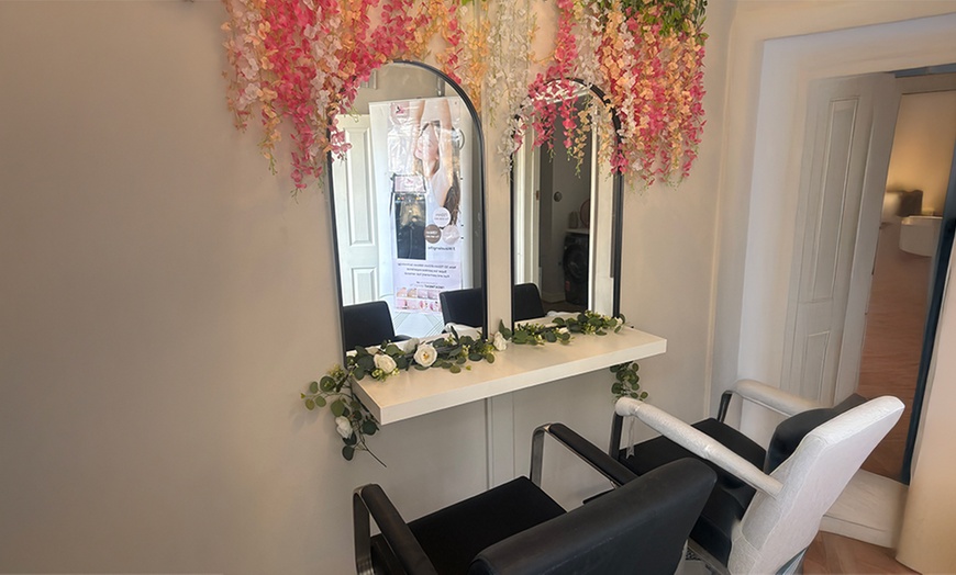 Image 3: Up to 41% Off on Facial - HydraFacial at London laser&beauty studio