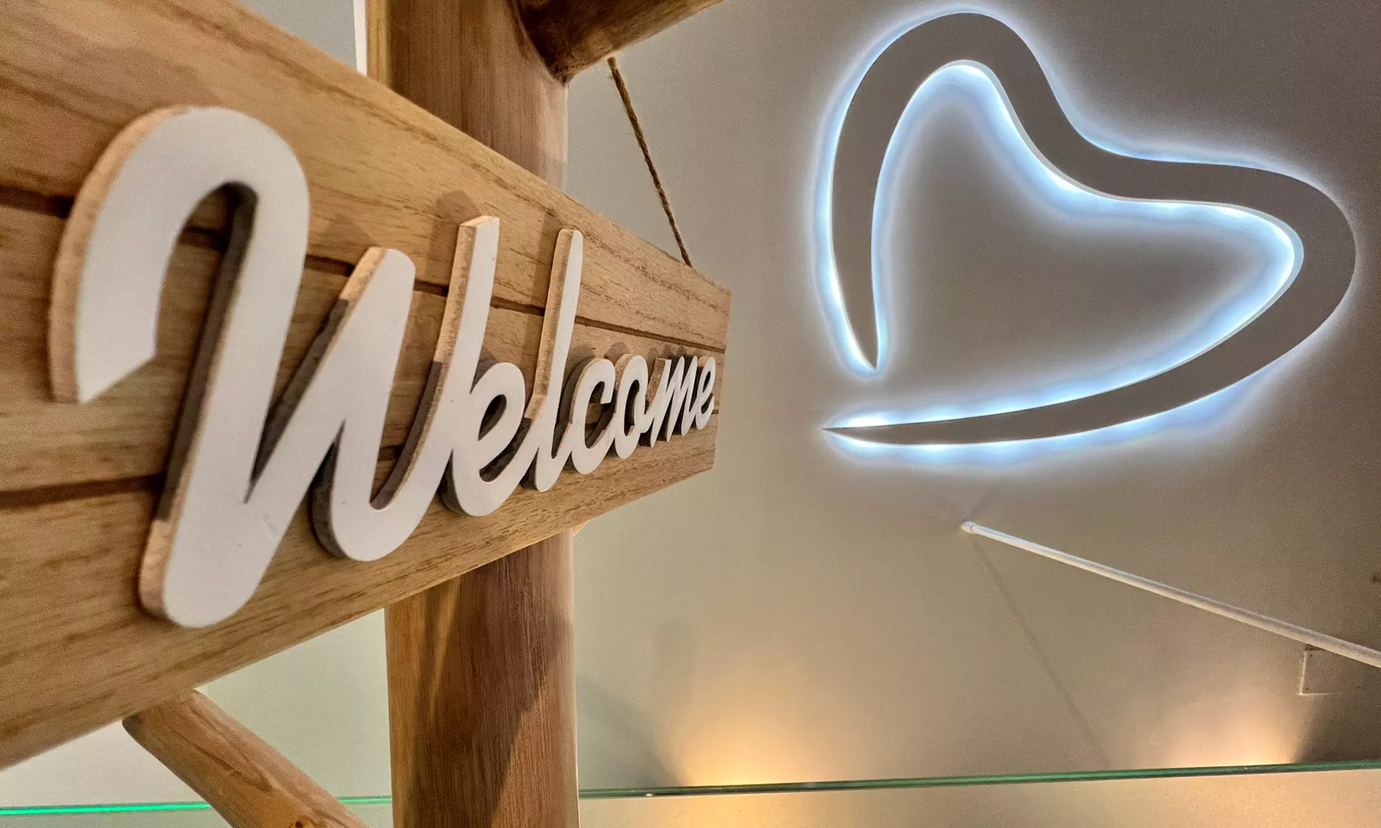 Blanqueamiento dental led