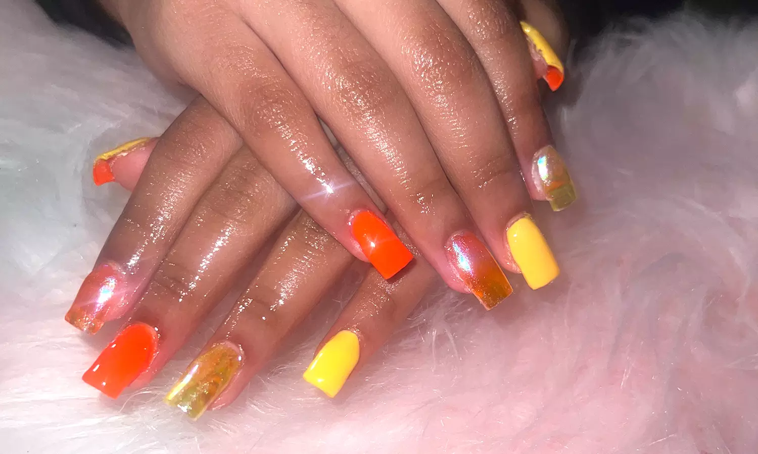 Freestyle full set and fill-in set manicure 