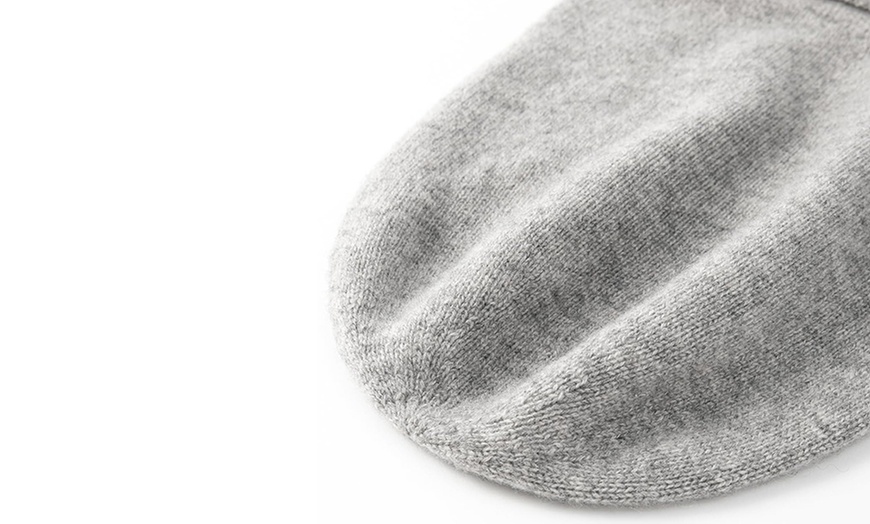 Image 11: Gorro de cachemir en diferentes colores