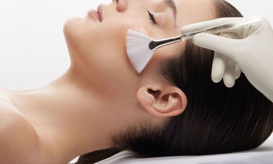 Image 2: Relax with One or Three 60-Minute Spa Facials at Danugur UK