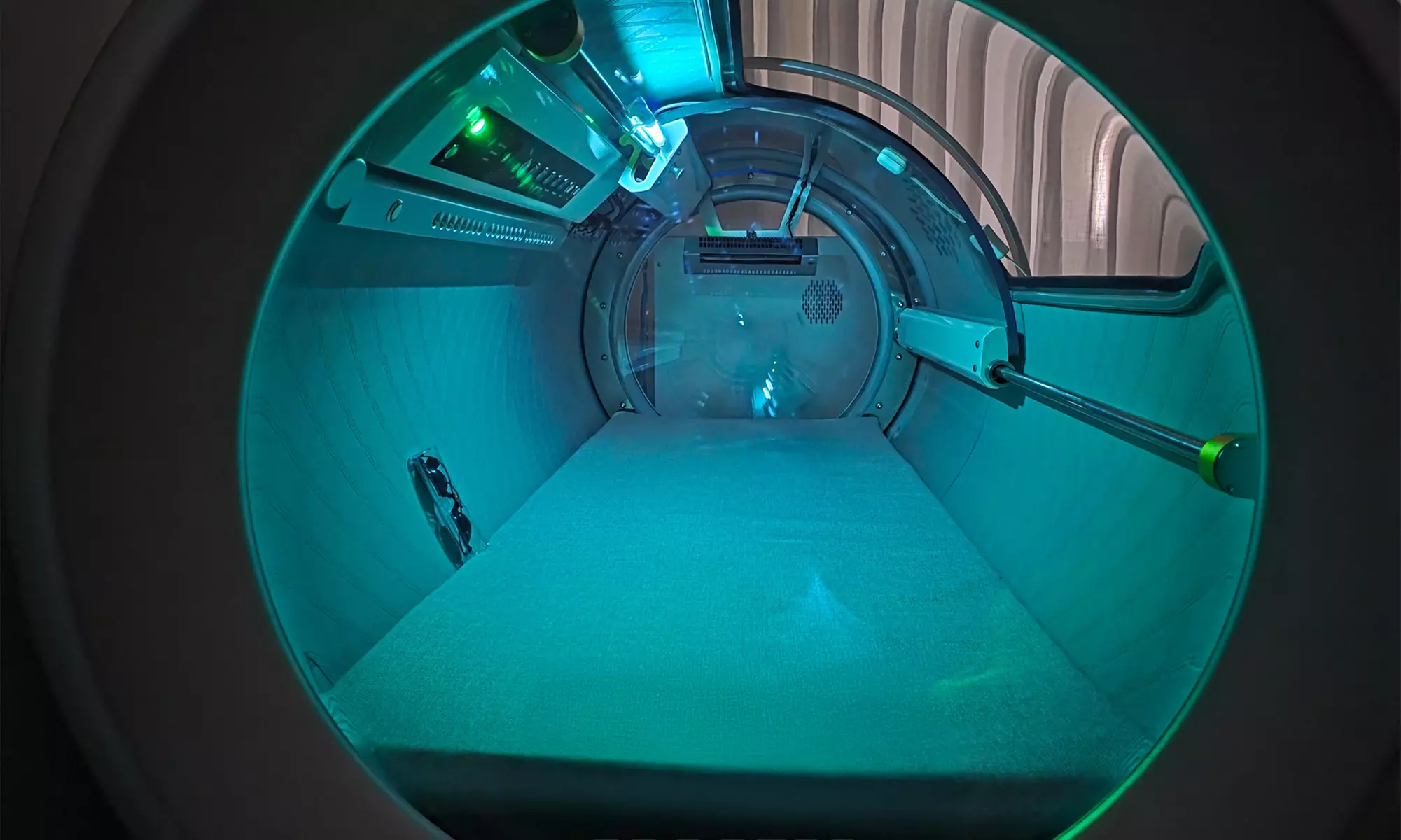 Rejuvenation Awaits: One 90-Minute Hyperbaric Oxygen Chamber Session