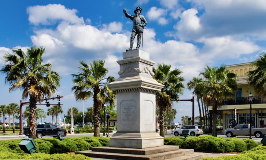 Image 3: Uncover St. Augustine's Dark Secrets on History Tour