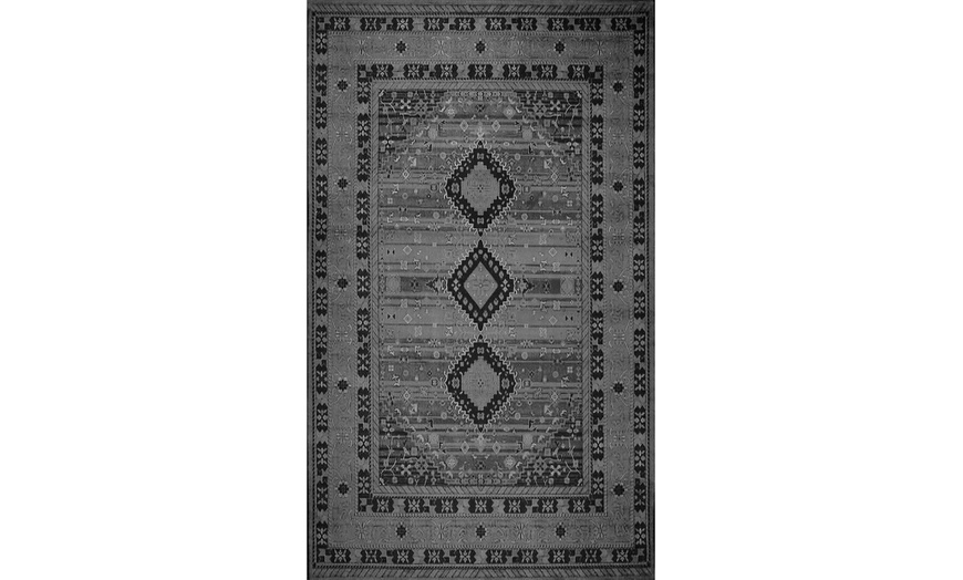 Image 6: Tapis effet usé vintage