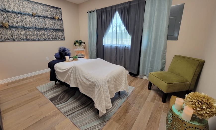 Image 1: Targeted Muscle Relief: 60-Min and 90-Min Deep Tissue Massages