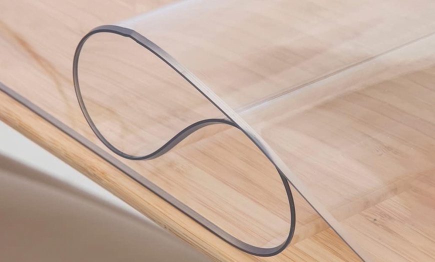 Image 3: Tovaglia antimacchia trasparente