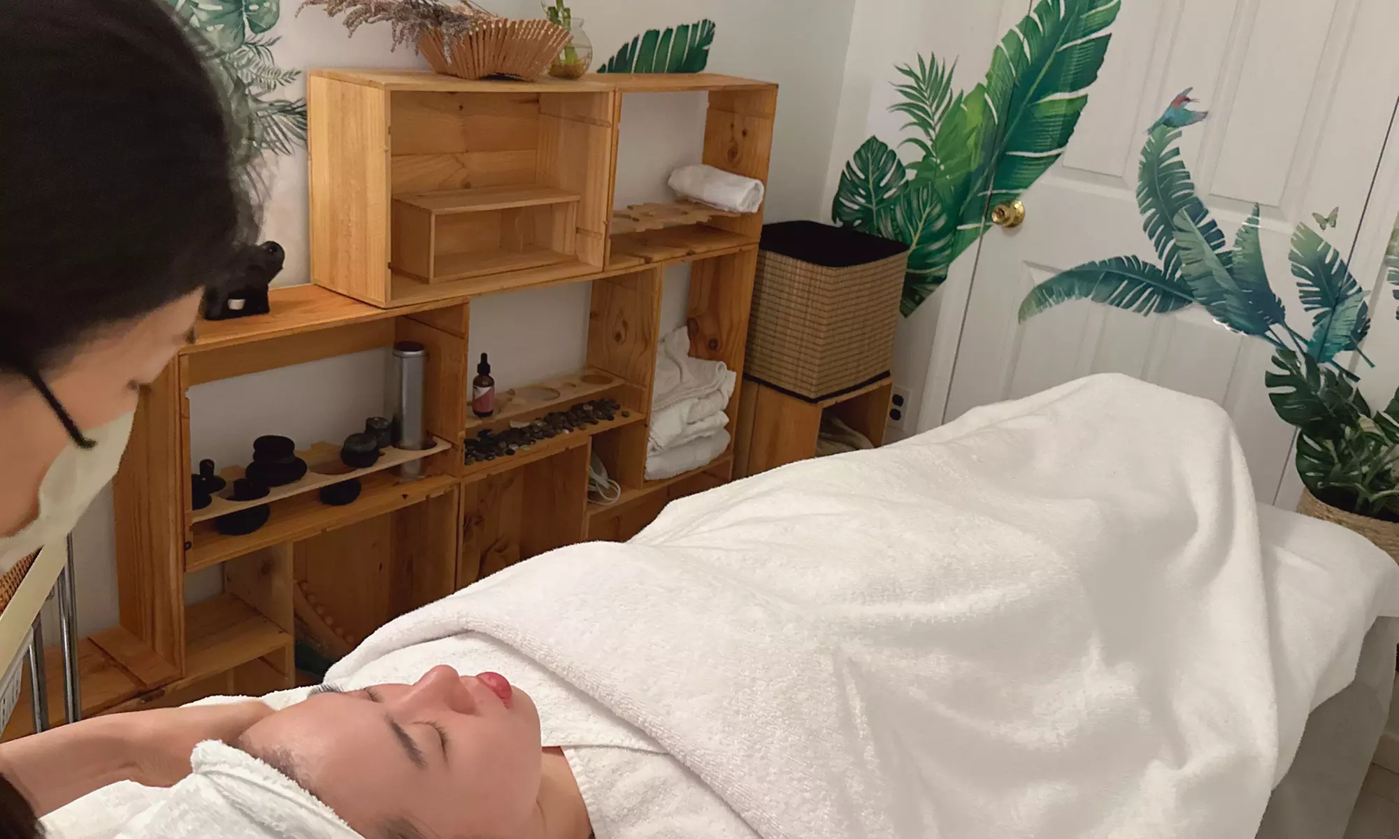 Radiant Skin with One, Three or Five Sessions of Choice of Facial