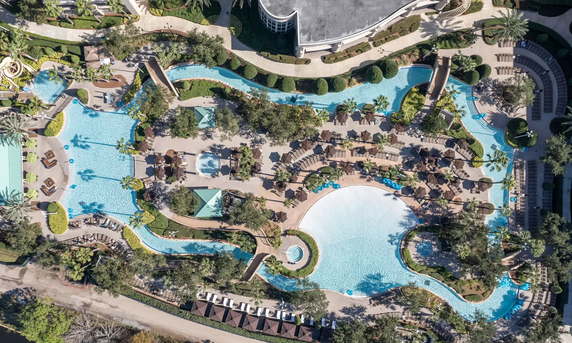 Luxury 5-Star Resort in Bonnet Creek with Disney Perks & Pools
