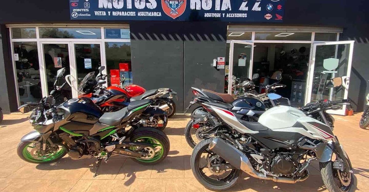 Revisión de motocicleta hasta 500 cc con cambio de aceite en Alicante