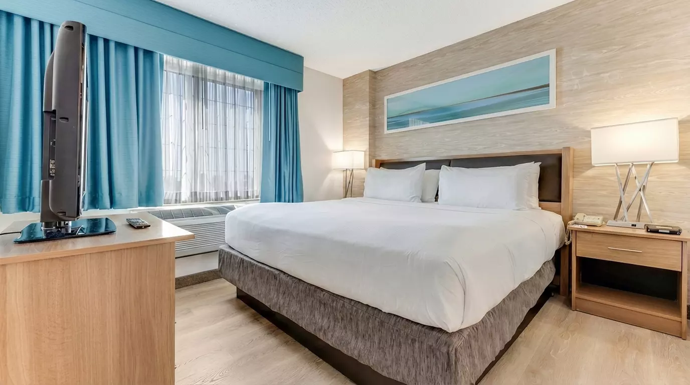 Stay at Sonesta Anaheim Resort Area, Anaheim, CA