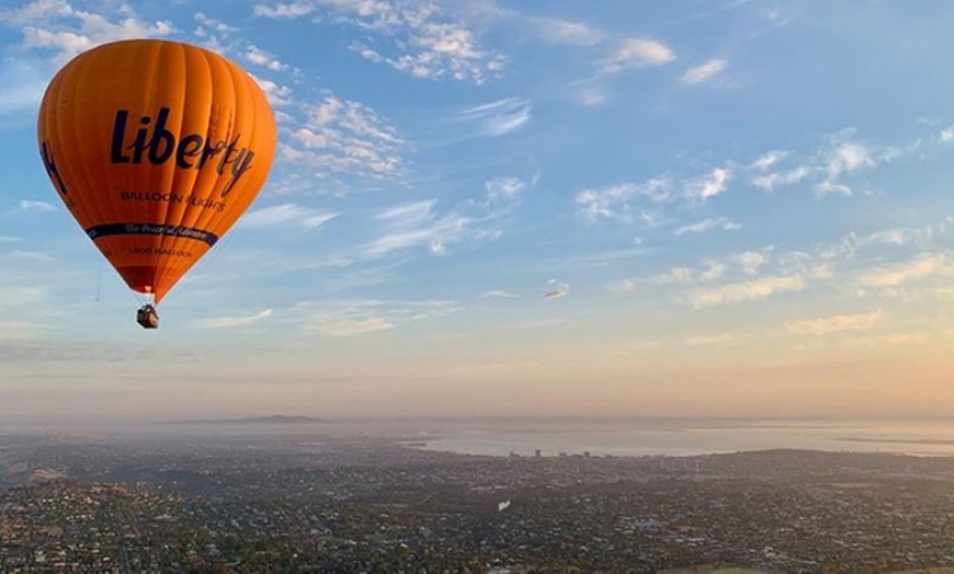 Image 3: Weekday Sunrise Balloon Flight Over Geelong w/ Breakfast for 1 or 2