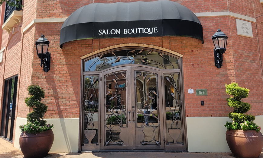 Image 3: Facials and Peels for Radiant Skin at Salon Boutique Suite 40