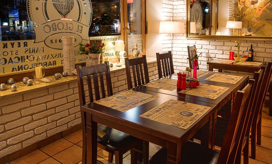 Image 3: Kuchnia francuska w El Globo Restaurant & Pub
