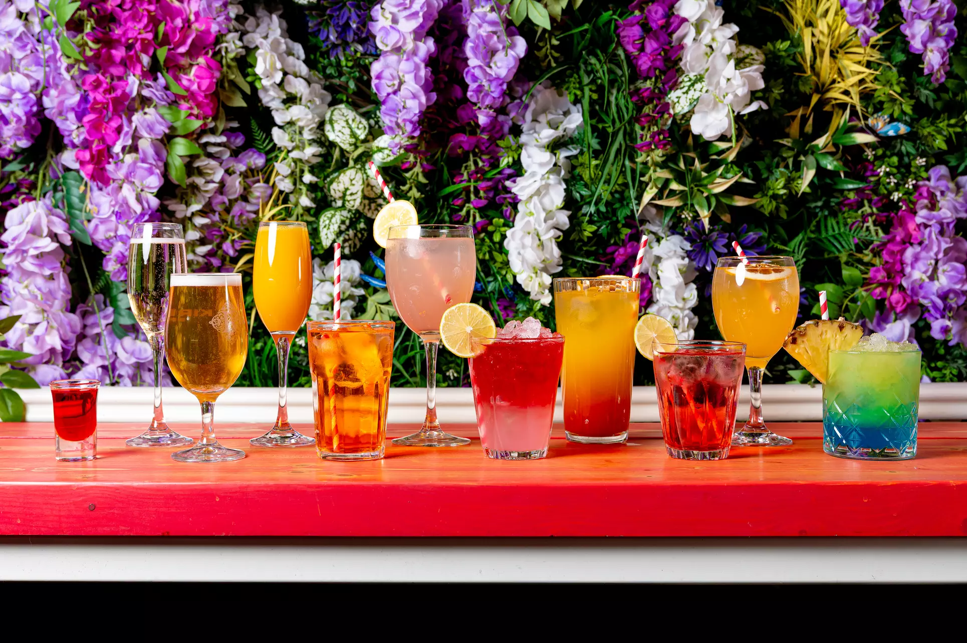 Bottomless Brunch with Bottomless Drinks & Delicious Mains for 2 or 3