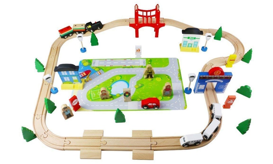 Image 8: Wooden Train Track Toy Set