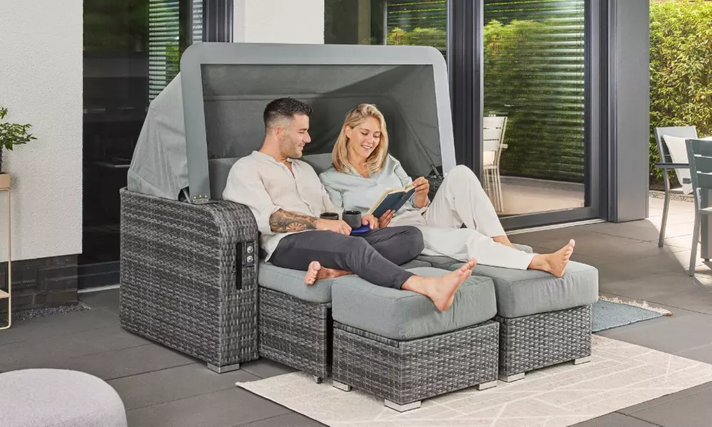 Home Deluxe Strandkorb mit Liegefunktion „Holby“ in Grau opt. mit Abdeckung - Primary Image