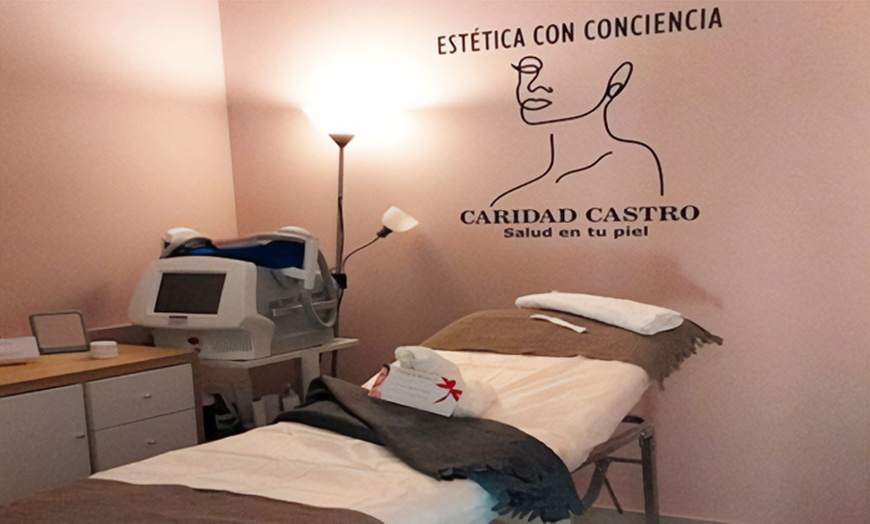 Image 3: Tratamiento fitobiológico facial con microcorrientes galvánicas y más