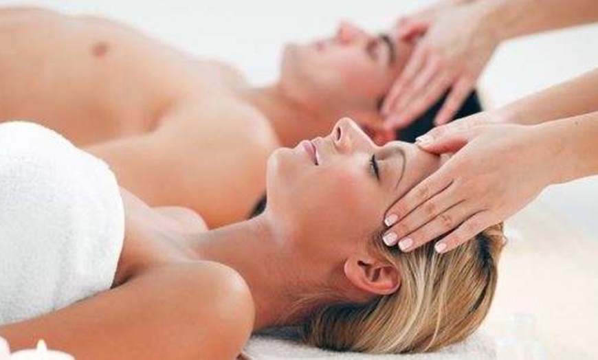 Image 2: Massage corps, crânien, soin visage : prestation(s) bien-être au choix