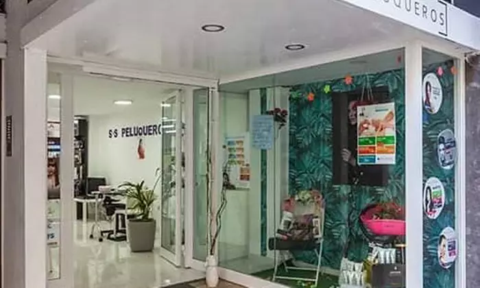 Limpieza facial con opción a extracción, peeling y ultrasonidos para 1