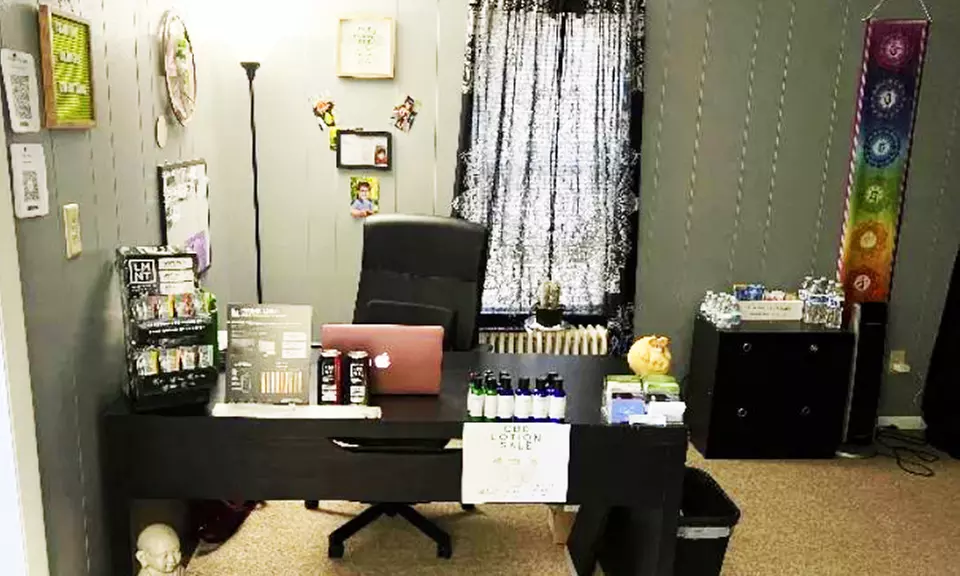 Relief Maxx Offers 60 or 90 Minute Massage with Cinnamon Warming Lotion Hot Stones & Hot Towels (Up To 30% Off) - Second Medium