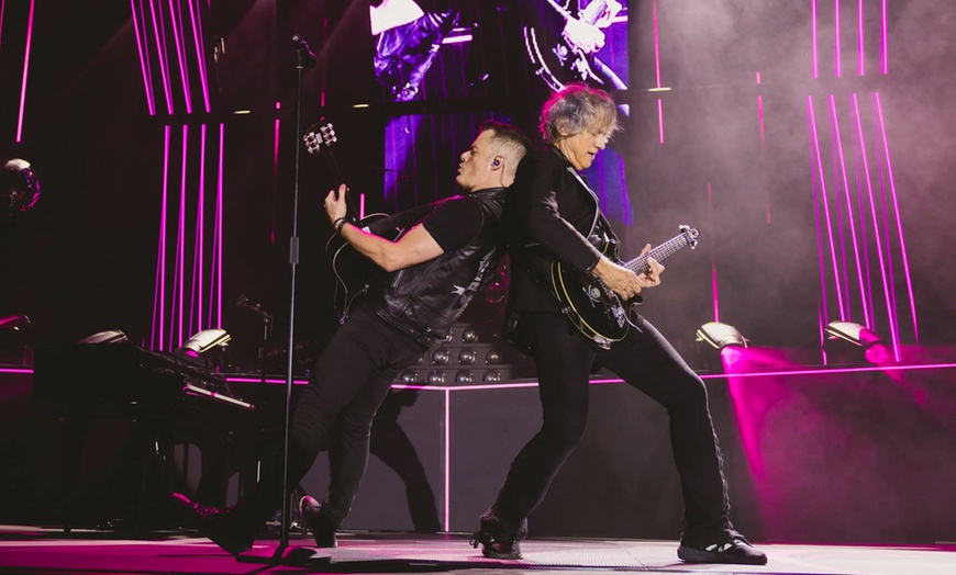 Image 2: „ONE VISION OF QUEEN“ FEAT. MARC MARTEL: Ticket vom 18.09.-08.11.2025