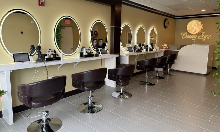 Image 10: Luxury Head Spa Treatments for 1 or 2 w/Massage on Upper-Back & Scalp