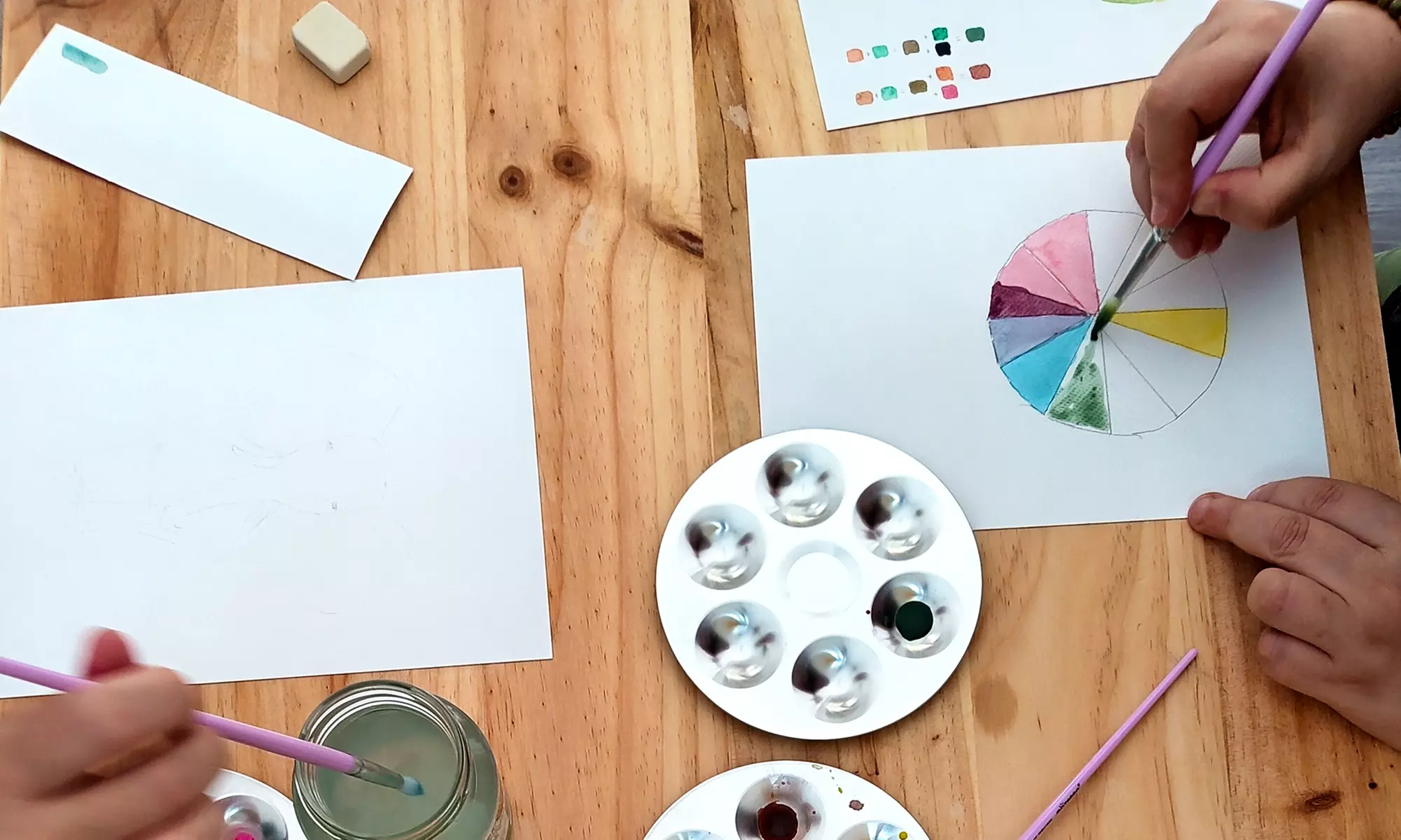 Taller de acuarela de 2h con picoteo para 1, 2 o 4 personas