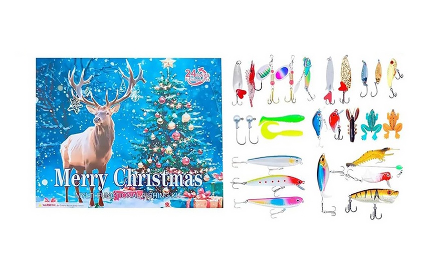Image 2: 24 Days Lure Fishing Kit Calendar