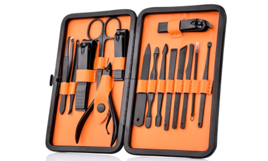 Image 5: 15-Piece Men's Grooming Kit