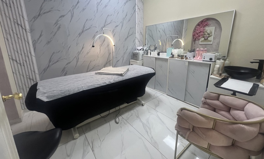 Image 4: Masaje relajante espalda y craneoefacial  