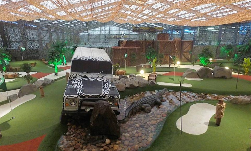 Image 2: Adventure Awaits: Soft Play and Golf with a Kids' Meal 