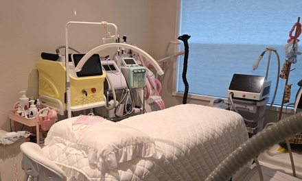 1 Intimate Whitening session - Kadmiel Aesthetic USA