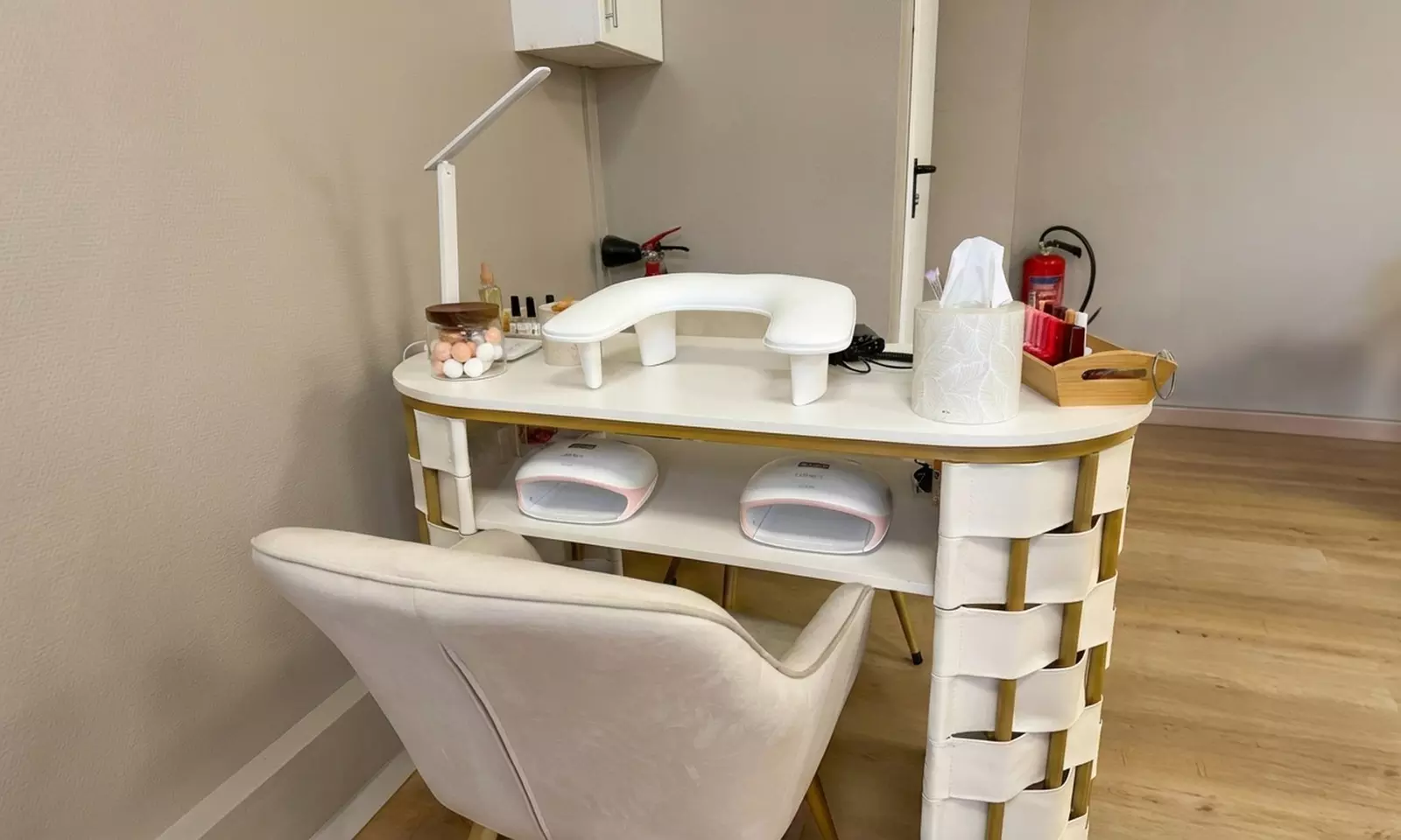 Rituel onglerie au choix : semi-permanent option spa ou pose gel