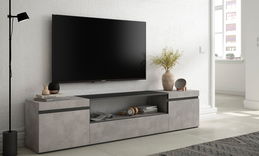 Image 25: Mueble para televisor y opción de chimenea eléctrica o almacenamiento