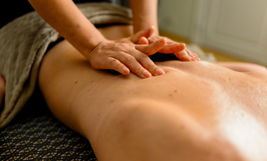 Image 5: 1 oder 2x 60 Min. Thai-Öl-Massage für 1 Person