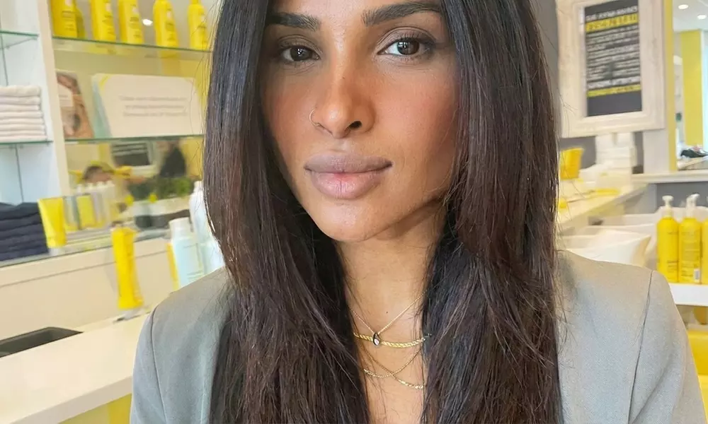 Classic Blowout: Up to 51% Off on Blowout and Deep Conditioning Option to Achieve Silky Hair