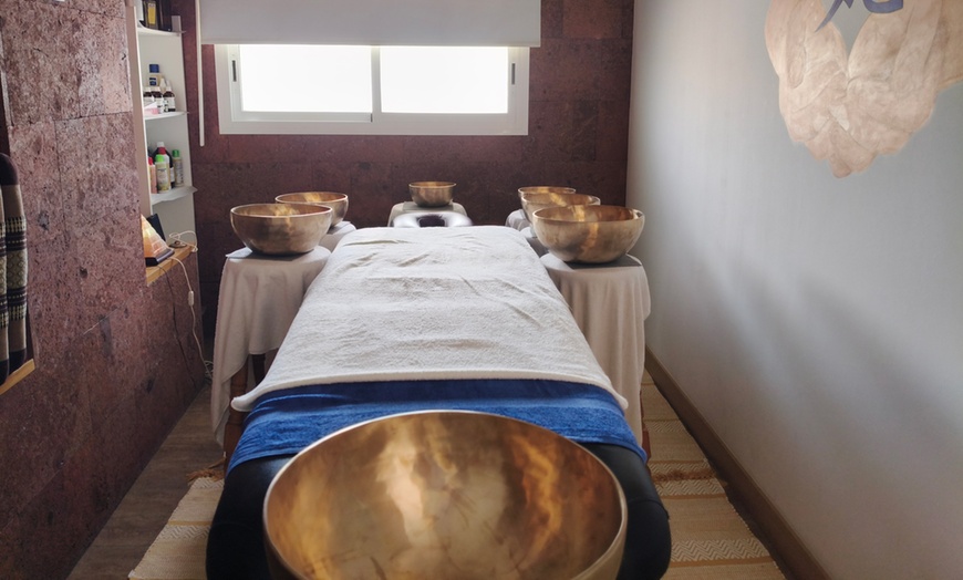 Image 8: 1 o 3 meses de clases de yoga o meditación para 1 o 2 personas 