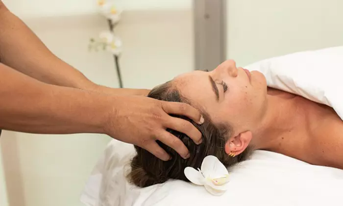 50-Min Swedish Massage w/ Hot Lava Rock at Hyatt Regency Orlando