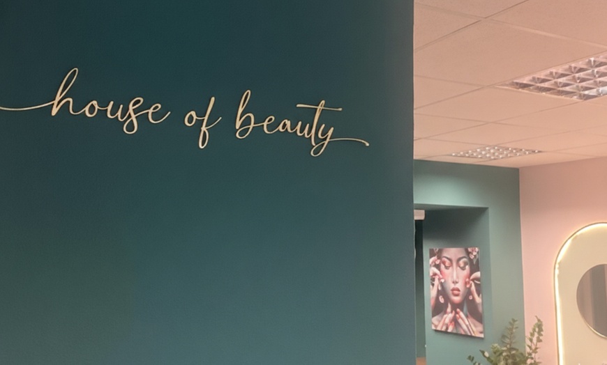 Image 9: Hand- und Fußpflege, optional mit Shellack oder klassischem Lack