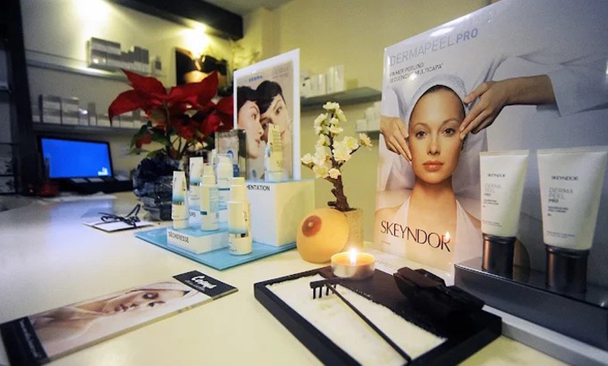 Image 4: Masaje de 60 minutos a elegir entre distintas técnicas para 1 persona